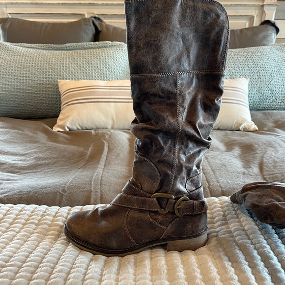 BARE TRAPS KNEE BOOTS DARK BROWN SIZE 7.5 - Picture 3 of 8